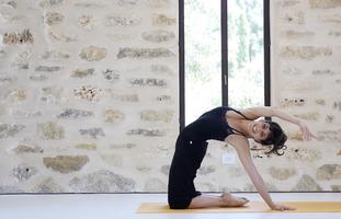 העמקת עבודה תנועתית עם מפרקי הגוף- שיעור שלישי כתפיים